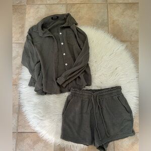 Matching women’s set size small good condition